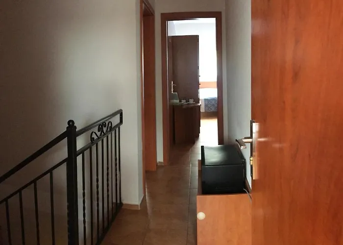 Nad Jeziorem Bed & Breakfast