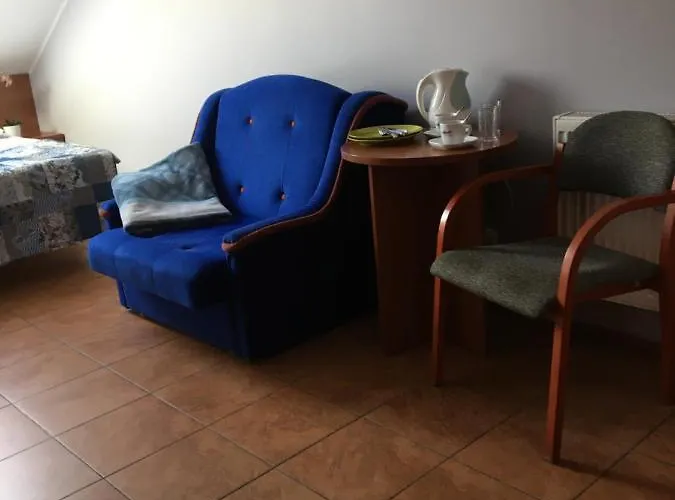 Nad Jeziorem Bed & Breakfast